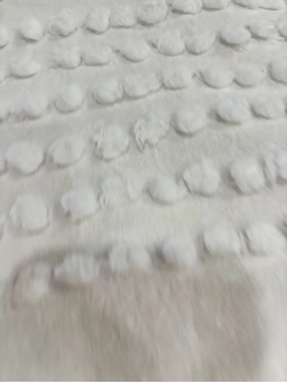 WEST ELM White Textured CANDLEWICK Duvet Cover King/Cal King 92” X 108” **READ**